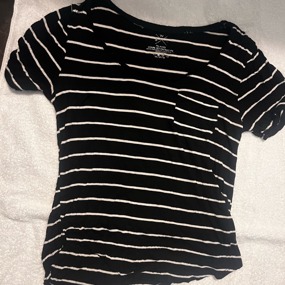 Very casual tee